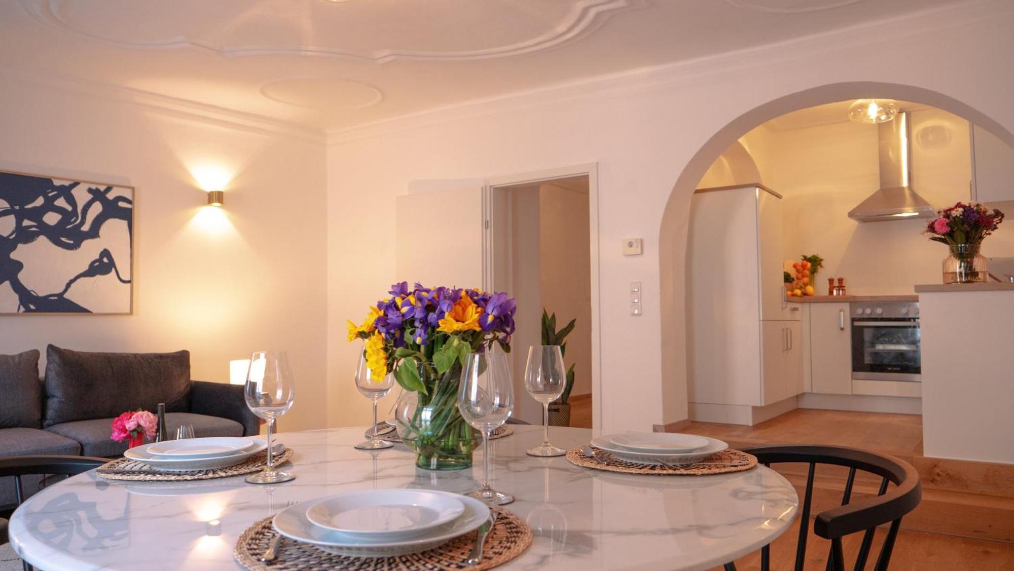 Smile Apartments "Weinhimmel" Кремс Екстериор снимка